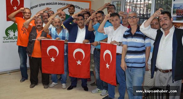 İşitme engelliler terörü lanetledi
