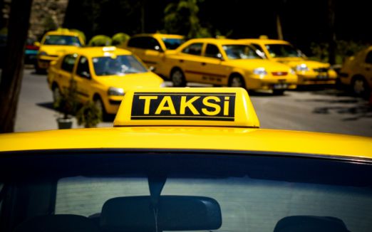İstanbul'da Taksi Plakasına Rekor Zam