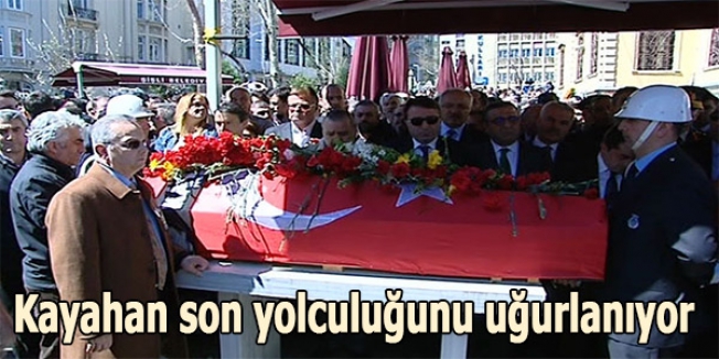 Kayahan son yolculuğunu uğurlanıyor