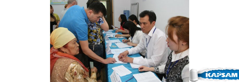 Kazakistan’da halk sandık başına gitti