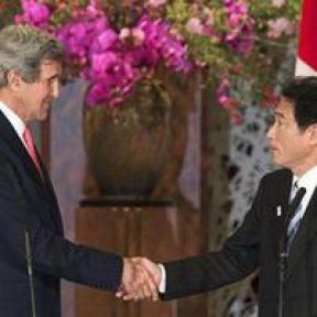 Kerry'den Kore'ye Çözüm Masası Önerisi
