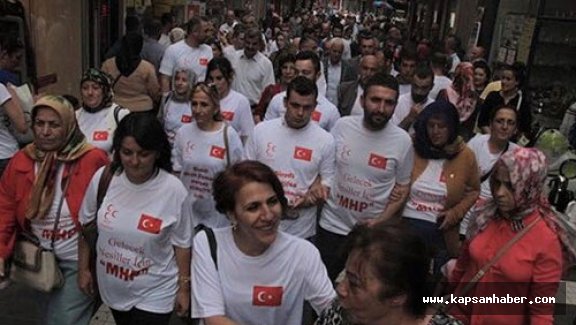 Koray Aydın ve MHP Adaylarına Büyük İlgi