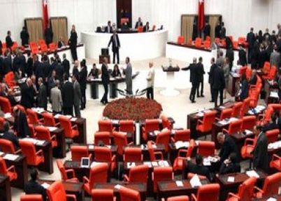 LGBT Önergesi Meclisi Ayağa Kaldırdı...