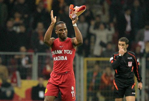 Mandela'lı tişörtler, FIFA'nın gündeminde
