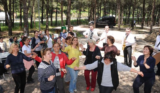 Manisalı Kadınların Hıdrellez Coşkusu