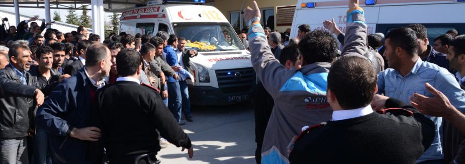 Mardin'de adaylar arasında silahlı kavga...