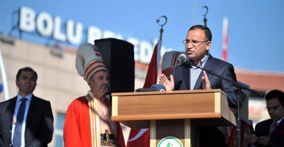 Mecliste başörtüsü yasağı yok
