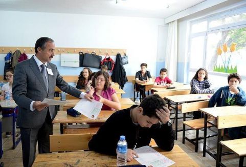 Merkezi sınavın yürütmesine durdurma