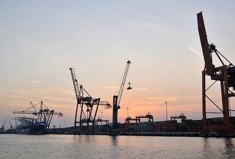 Mersin Gümrük Operasyonu'nda 7 tutuklama...