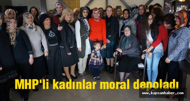 MHP'li kadınlar moral depoladı