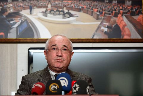 'Milletimizden özür diliyorum'