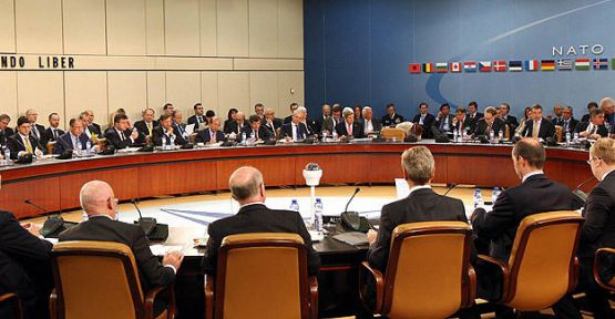 NATO dışişleri bakanları toplanıyor