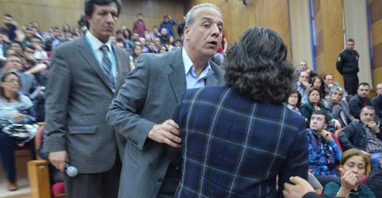 Niğde Üniversitesi'nde Akillere Tepki