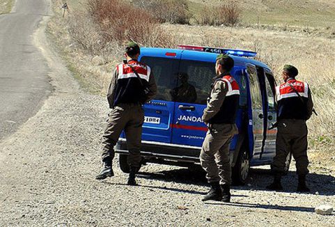 Niğde'deki güvenlik güçlerine saldırı