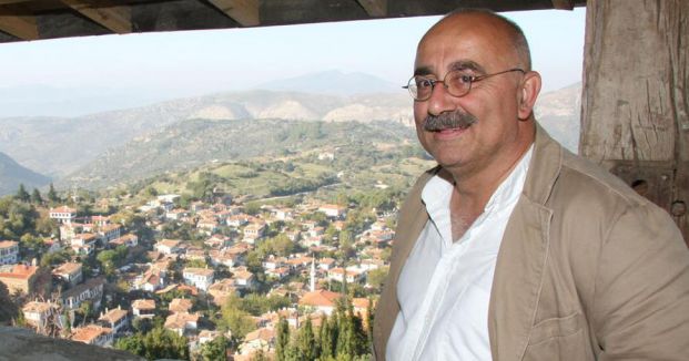 Nişanyan cezaevine teslim oldu