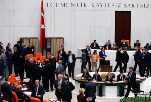 Partilerin komisyon çalışmaları başladı...