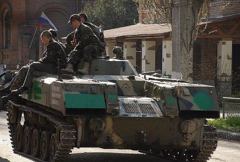Rusya'dan Ukrayna sınırında tatbikat...