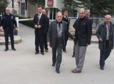 Saadet Partisi'nde silahlı saldırı