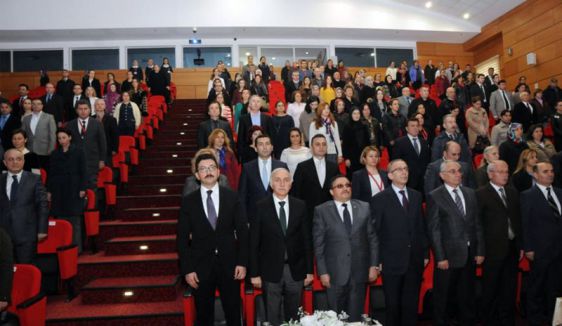 Samsun Valisi Kanserle ilgili panele katıldı