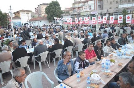 Sarıkaya'da Şehit Aileleri ve Gazilerle iftar