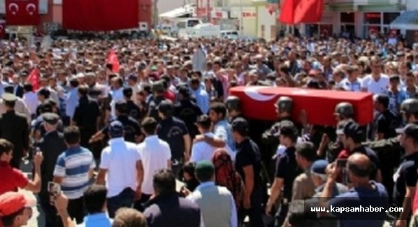 Şehit evinde haklı tepki