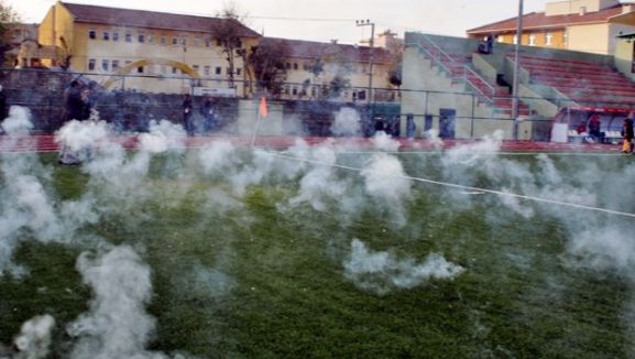 'Seyircisiz' Cizrespor-Gençlerbirliği maçında olay