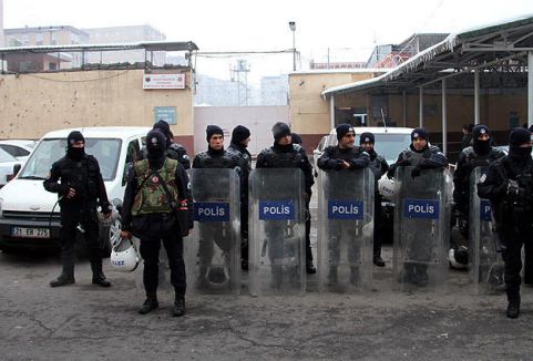 Şırnak'ta KCK davasında 14 sanık tahliye edildi...