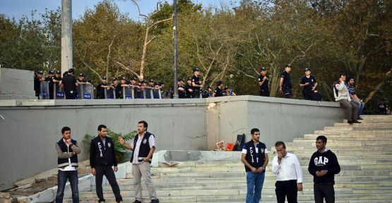 Taksim'de izinsiz gösteri