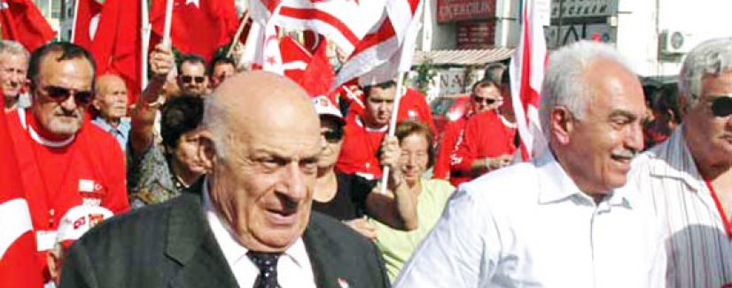 Talat Paşa Komitesi üyeleri havaalanından geri döndürülüyor