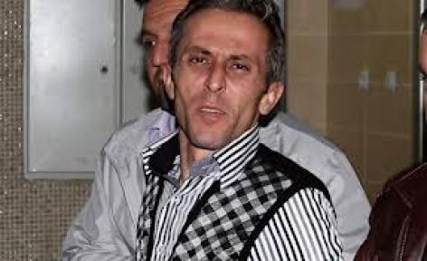 Tekrar Göz Altında