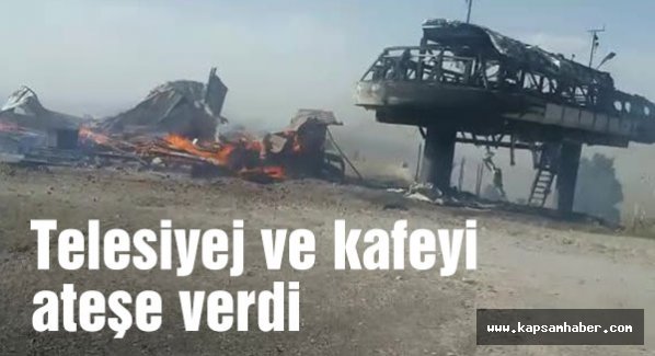 Teröristler telesiyej ve kafeyi bu hale getirdi