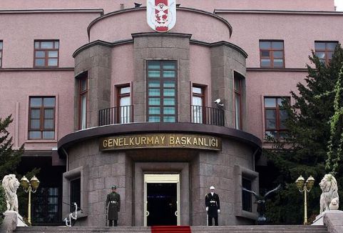 Teröristlerden güvenlik güçlerine saldırı...