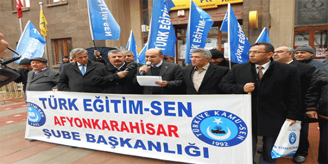 Türk Eğitim Sen üyeleri AYM'ye mektup gönderdi