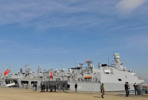 Türk gemileri Senegal ve Gambiya'da
