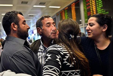 Türk işşçiler Türkiye'ye getirildi...