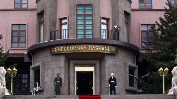 Türkiye-Suriye sınırında 399 adet 'sim kart' ele geçirildi