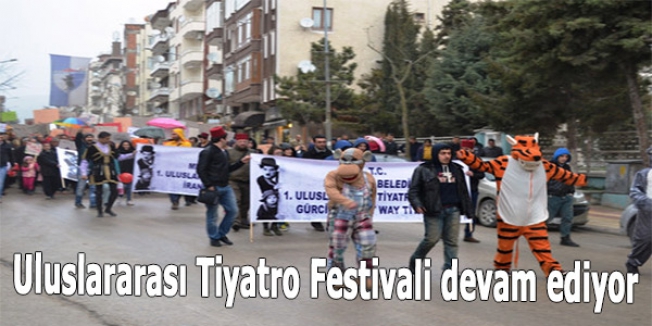 Uluslararası Tiyatro Festivali devam ediyor