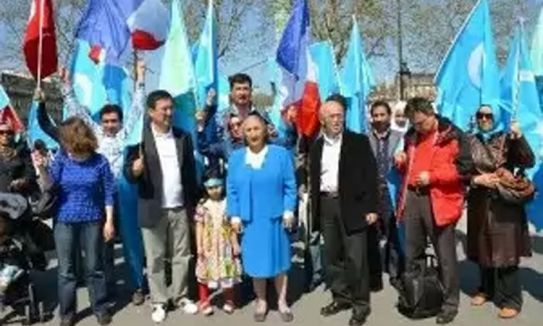 Uygurlulara Kırgız Ateşi...