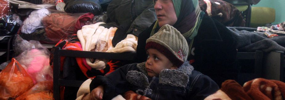 Yağışlar çadıra mahkum etti