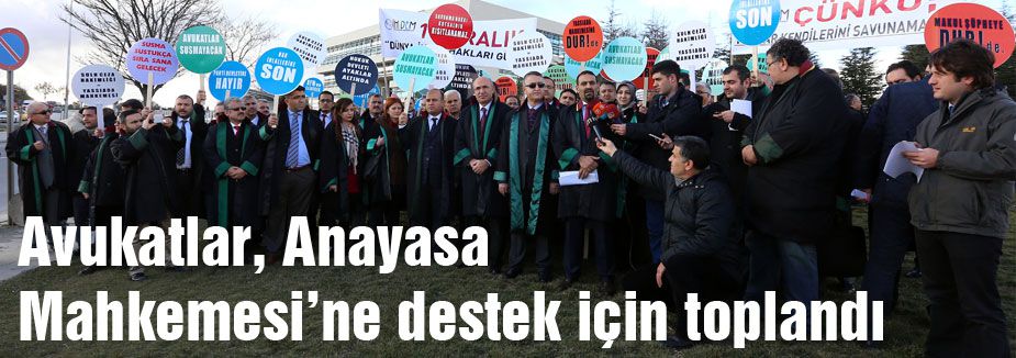'YENİ TÜRKİYE İSİMLİ DELİ GÖMLEĞİNİN HAYIR DEMEK İÇİN TOPLANDIK'