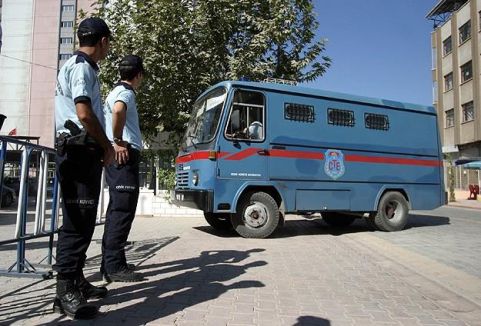 Zirve Yayınevi davasında tahliyeler