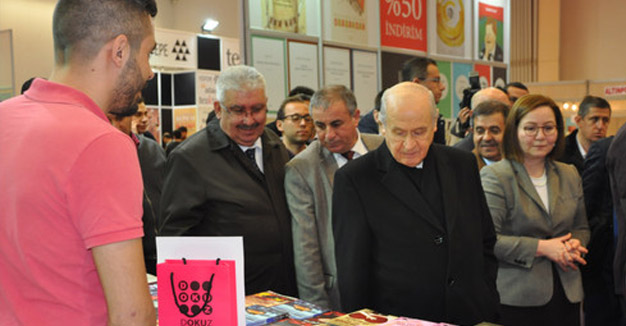 devlet bahceli kitap fuarı