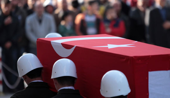 Hakkari'nin Çukurca İlçesinde Hain Tuzak 2 Askerimiz Şehit...