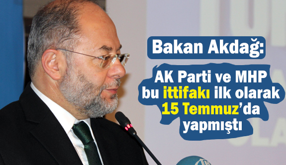 Bakan Akdağ; Bir Elinde Rabia İşareti Diğer Elinde Bozkurt...