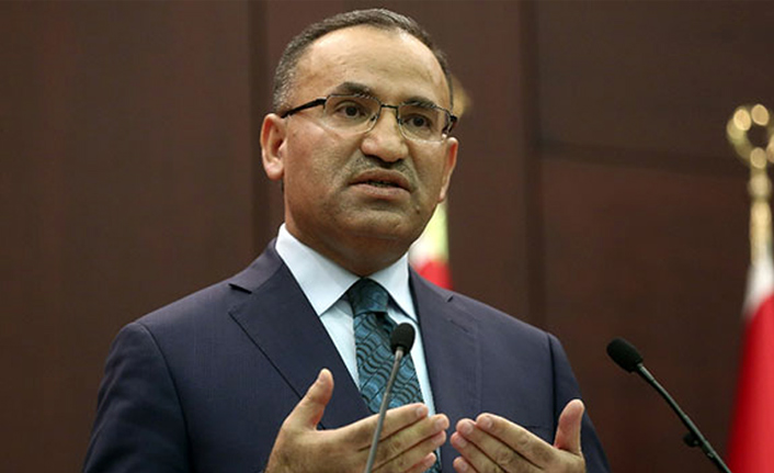 "İsrail'i ve ABD'yi katliam nedeniyle şiddetle kınıyoruz"