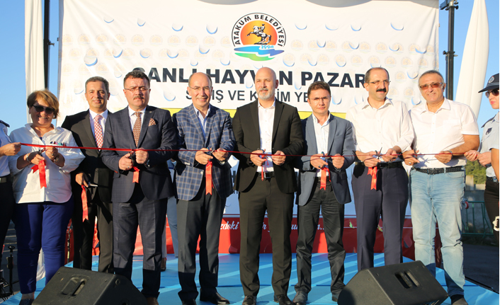 Bölgede En Modern Canlı Hayvan Pazarı Satış ve Kesim Yeri Atakum'da Açıldı