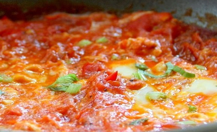 Menemen Soğanlı mı Olur Soğansız mı?