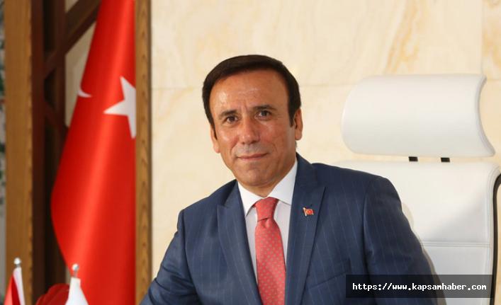 Osman Genç'ten 29 Ekim Cumhuriyet Bayramı'nı Kutladı