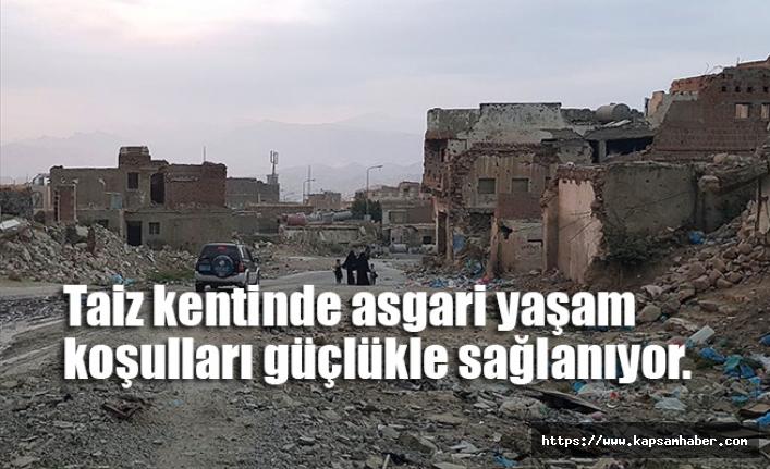 Yemen, Taiz kentinde asgari yaşam koşulları güçlükle sağlanıyor.