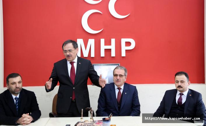 Mustafa Demir, Kavak'ta MHP İlçe Başkanlığını Ziyaret Etti